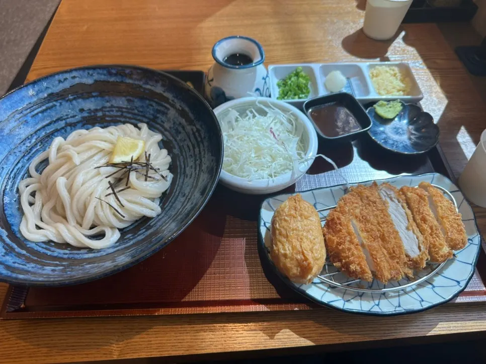 Bukkake udon mixed with toppings