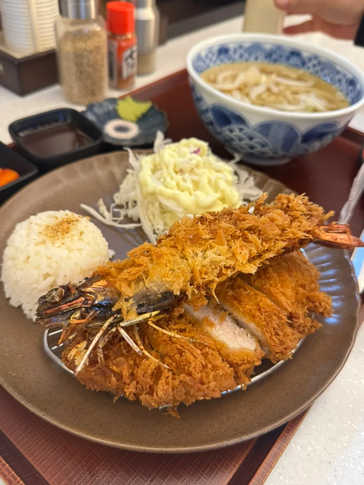 Tonkatsu and udon spread at Kosi Seongsu Branch