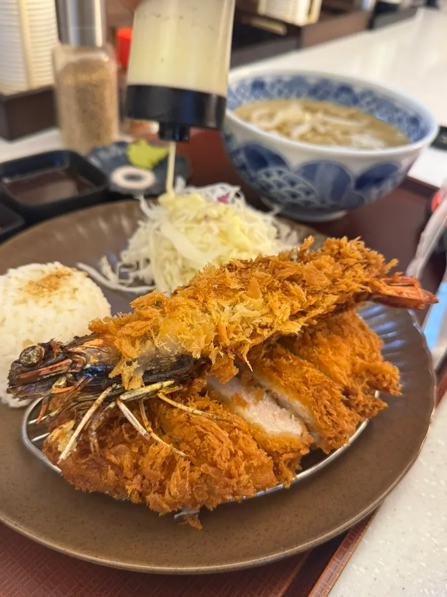 Mixed katsu set with tonkatsu and king shrimp katsu