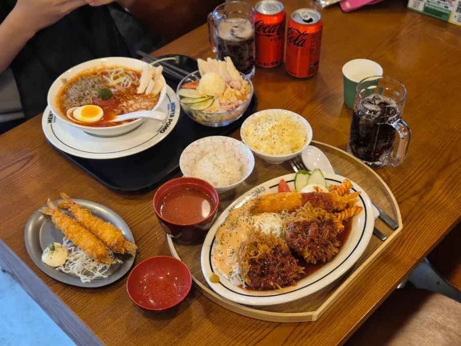 Self-serve bar with unlimited rice refills