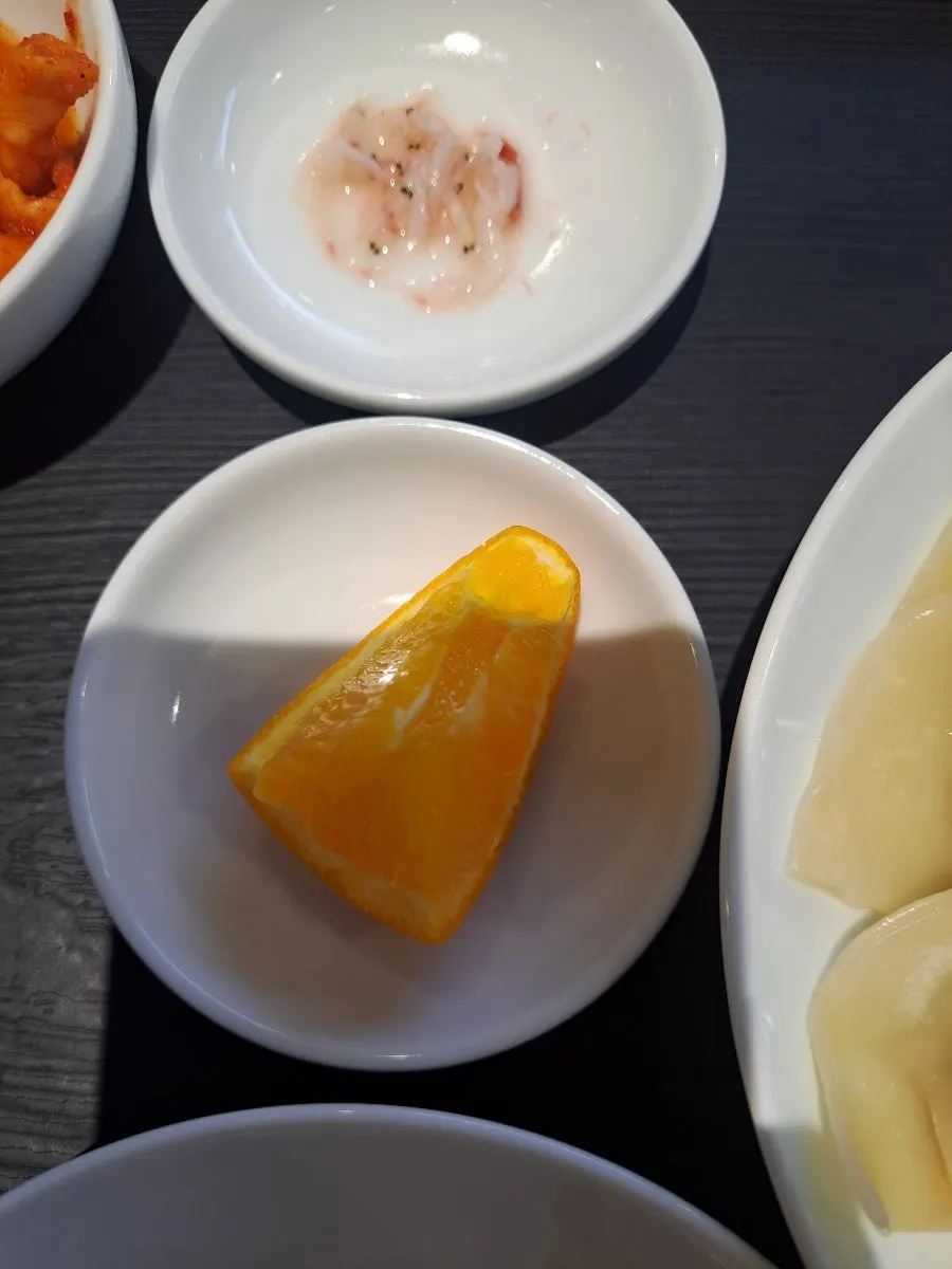 고기에 싸먹는 고추지 접시