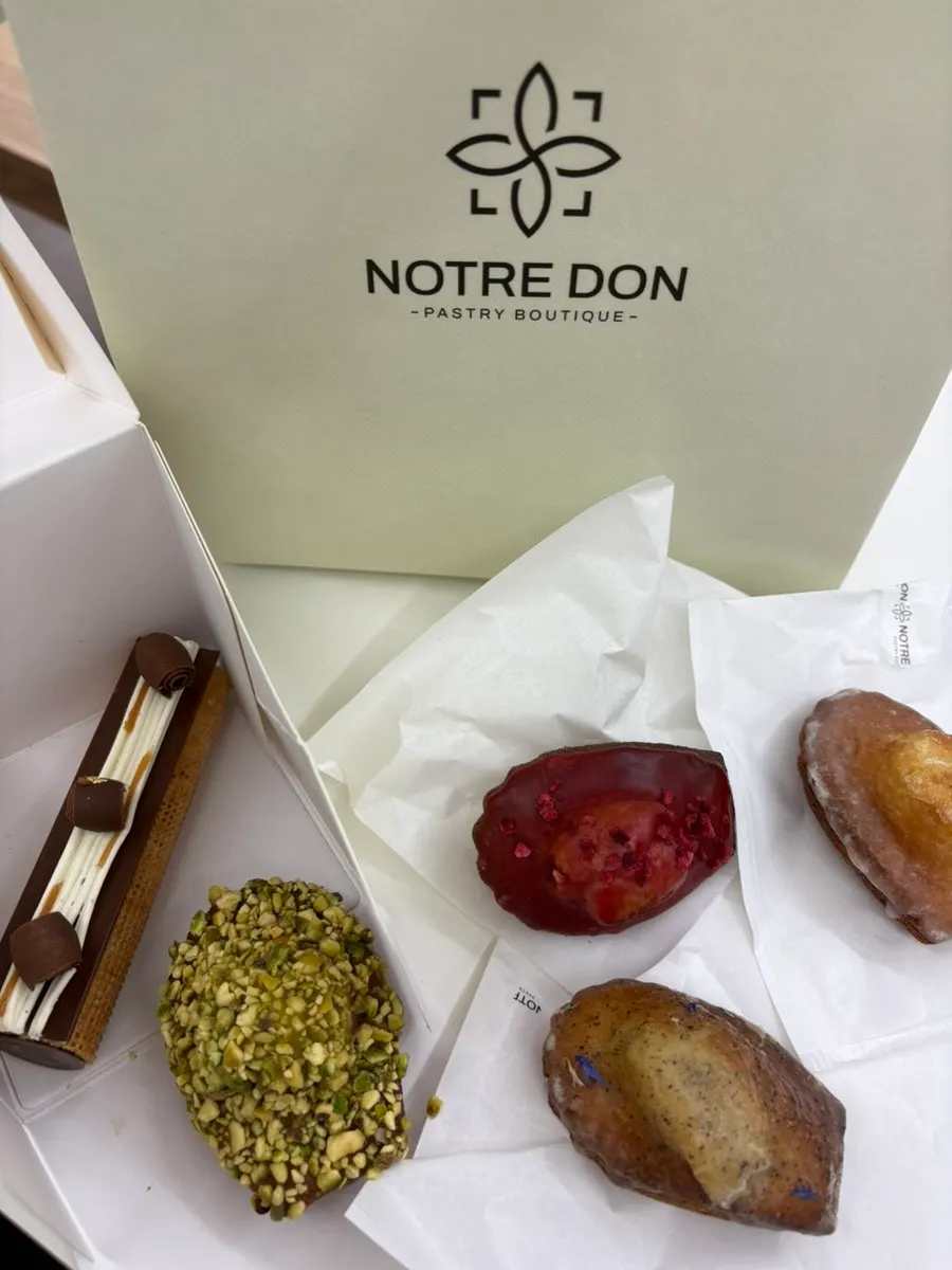 Notldun desserts served for home café tea time