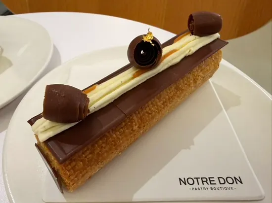Layers of mille-feuille pastry and cream