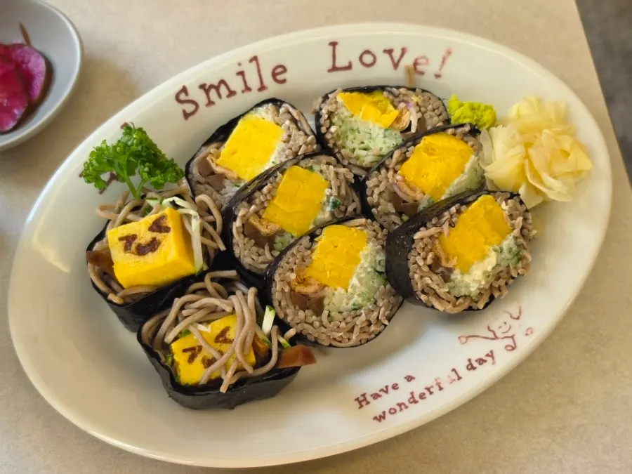 오밀 성수 오밀소바마끼 접시