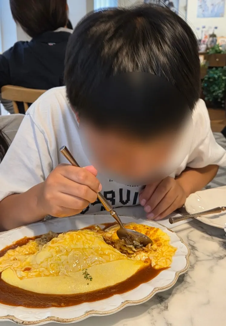 Seongsu Darak Darak Omelet Rice menu item