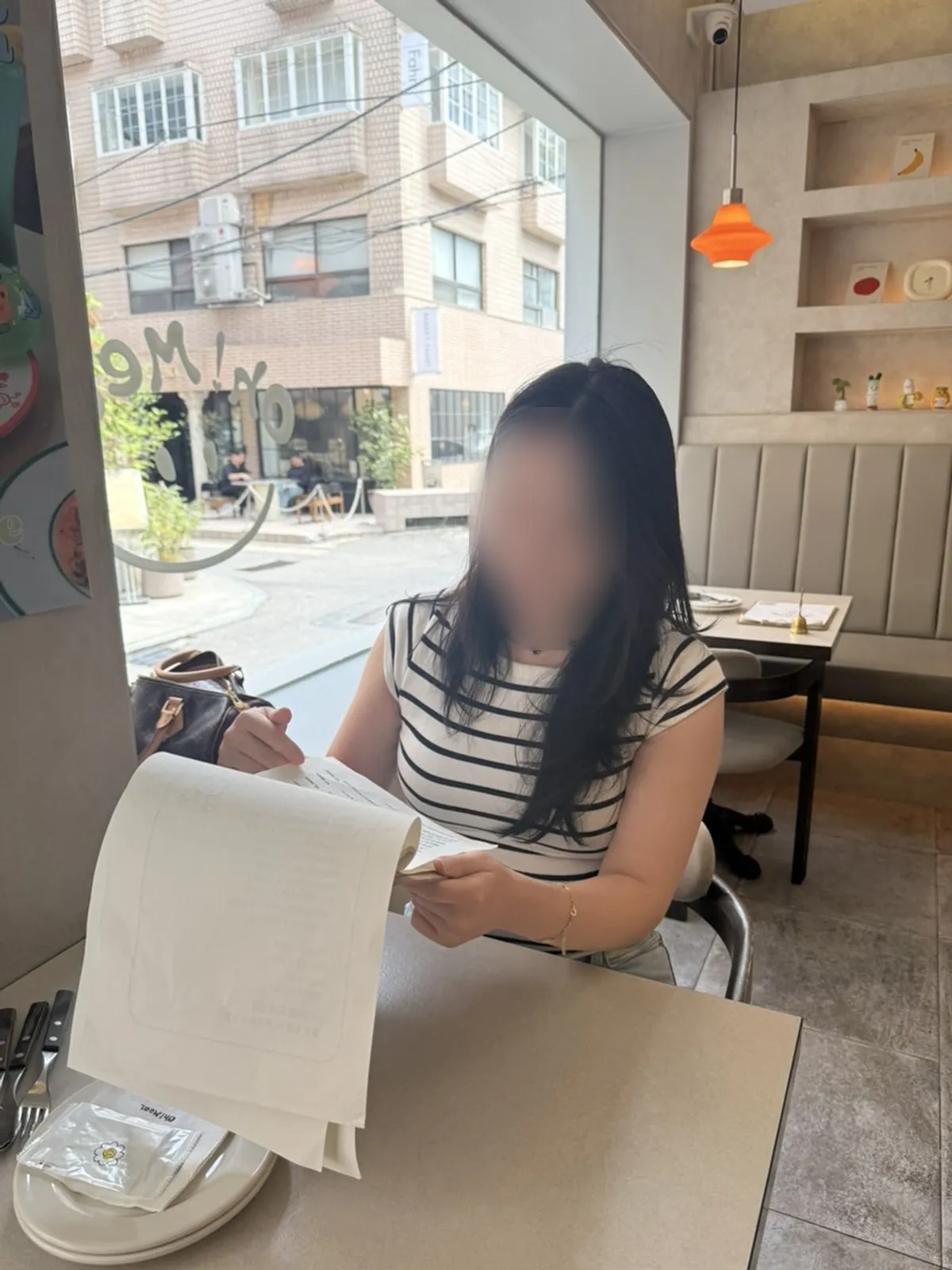 오밀 성수 테이블 세팅