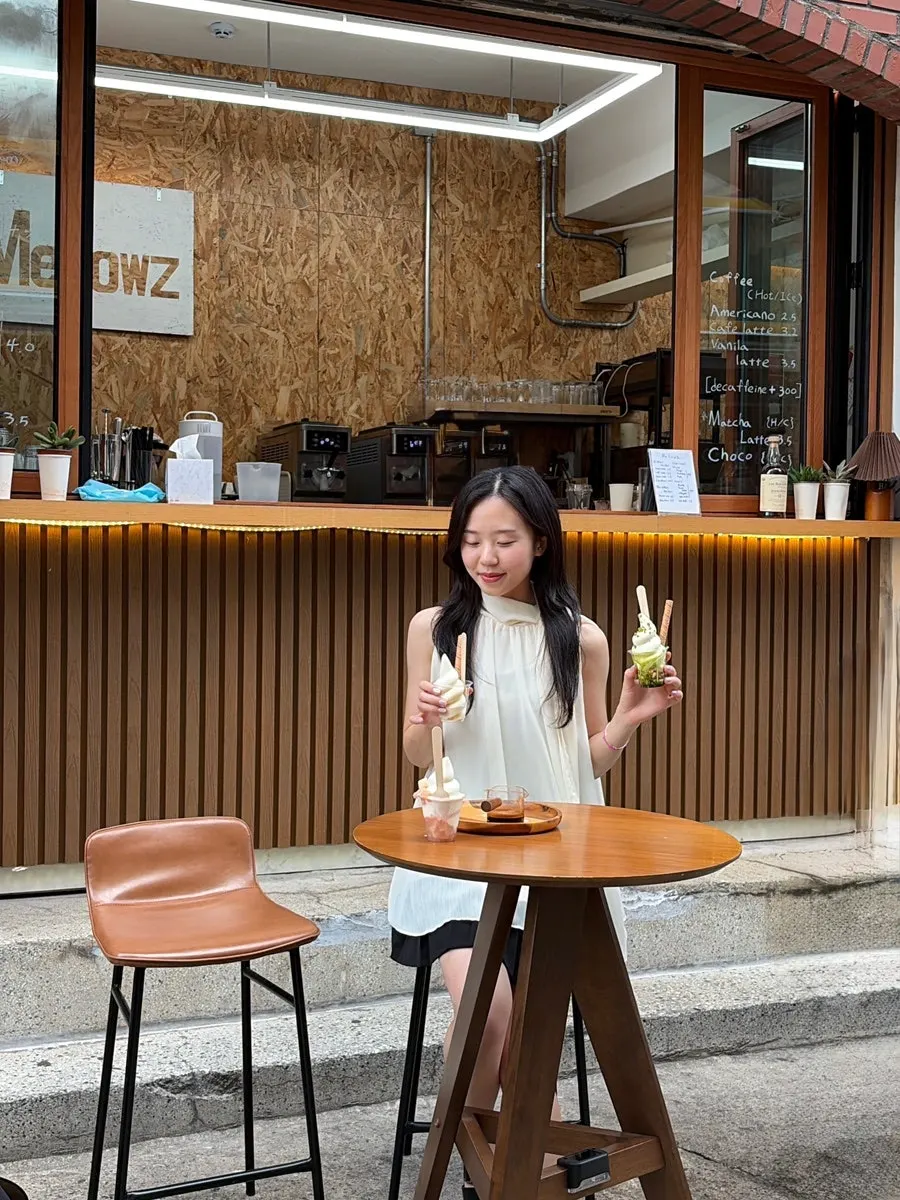 Clean, calm interior of Mellows