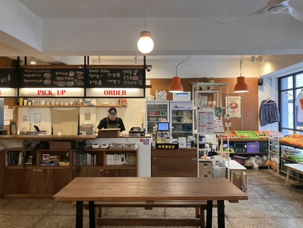 Entrance of Le Vegie Wang Seongsu Space