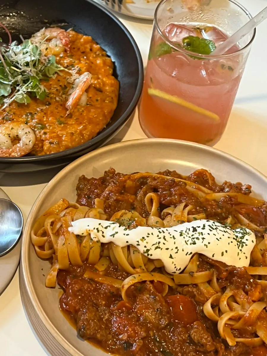Western dishes ordered at Huirit