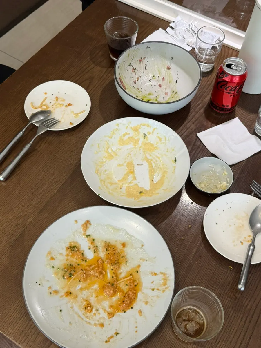 Sedici table after the meal