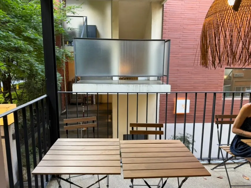 Back area of the first floor with the '2F inside' sign