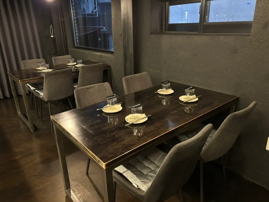 Calm interior at Syudo Jaewon