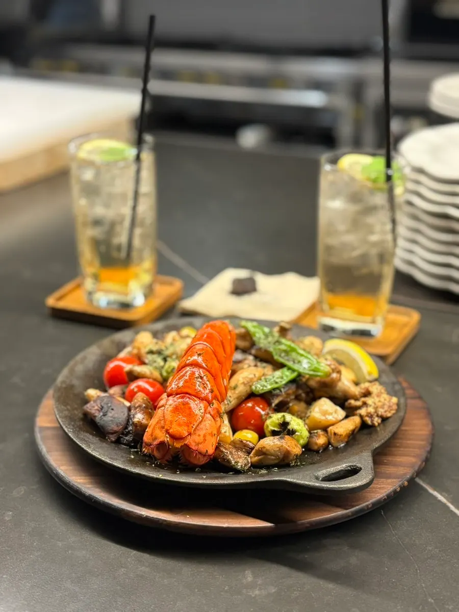 Light snacks and drinks for a second round