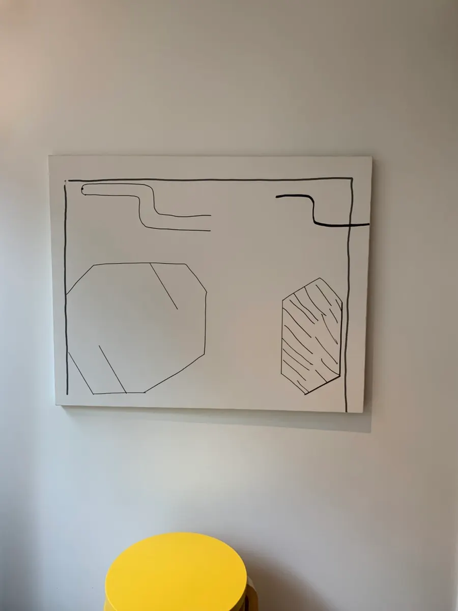 Small interior decor points around the café