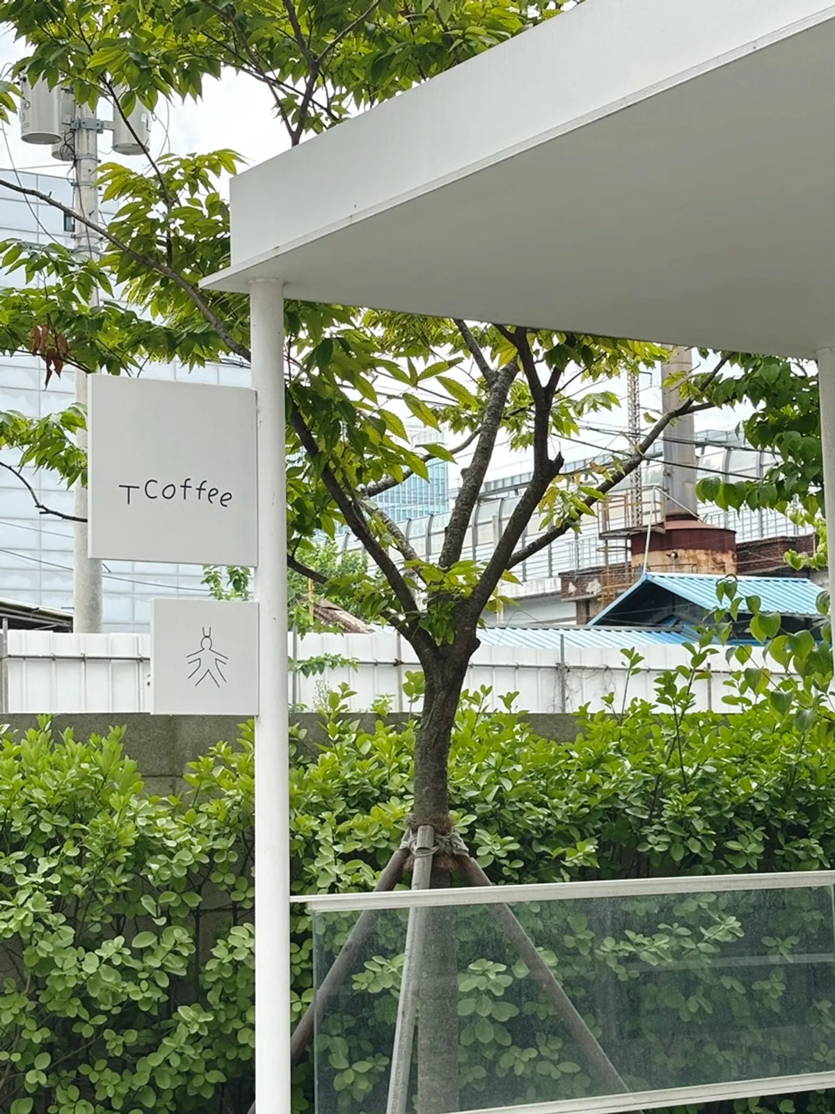 일본 감성이 느껴지는 티 커피 공간