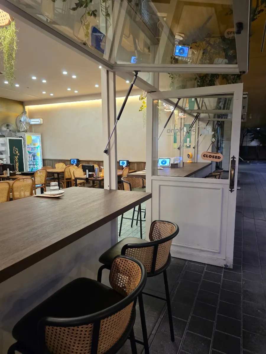 Bar seating at Soi Nana Seongsu