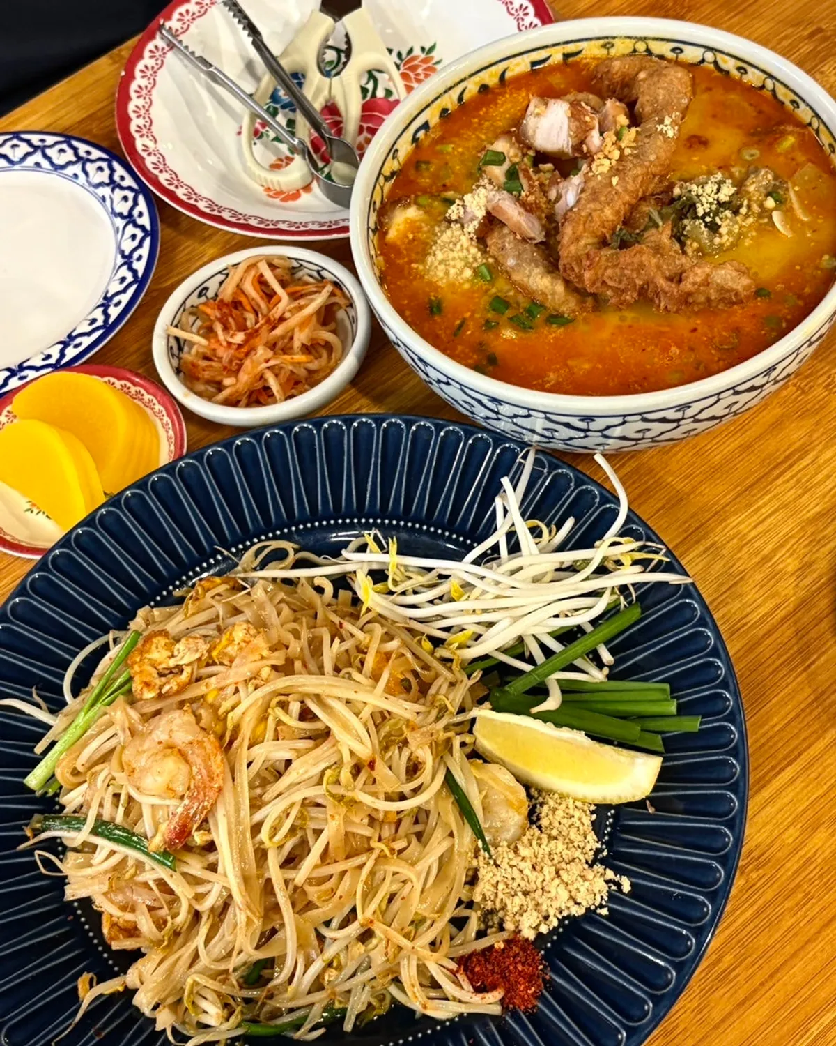 Vertical photo of Thanon55 Thai restaurant near Seongsu Station