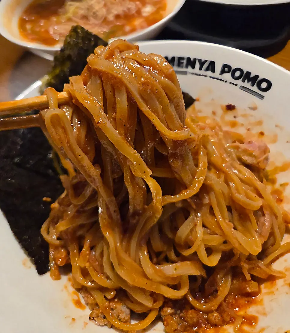 Mazesoba with tomato and spices