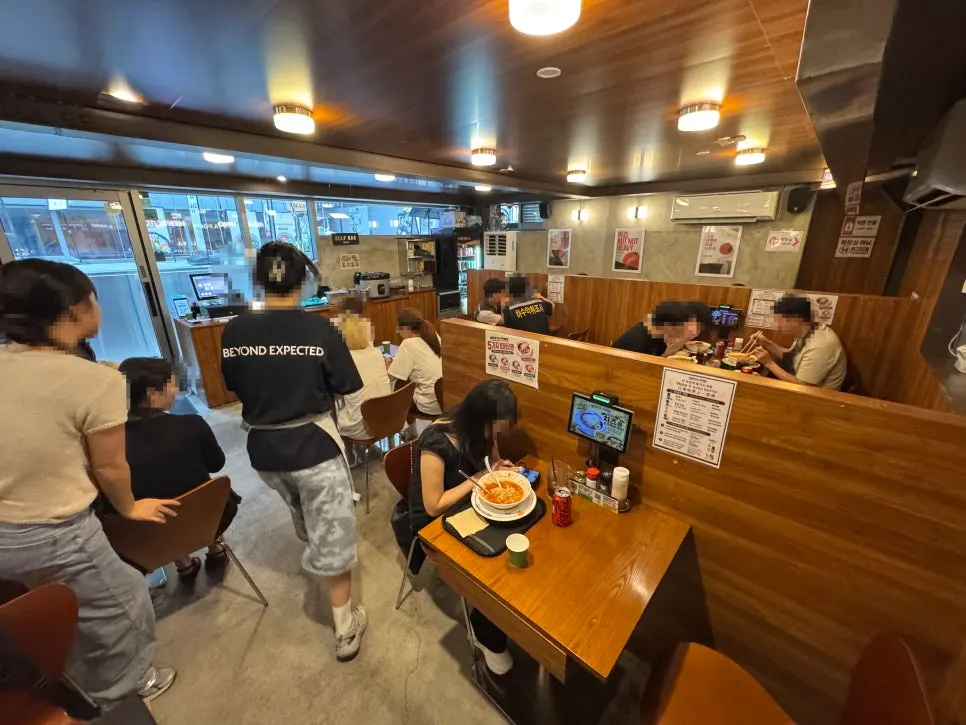 토마토라멘 5종이 적힌 메뉴판