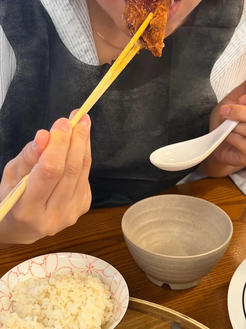 Broth and noodles of the Indian beef katsu ramen