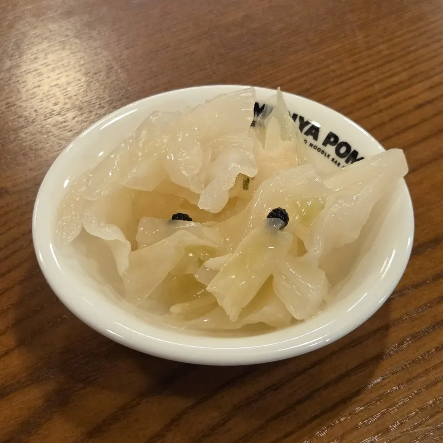 Menya Pomo menu and set options