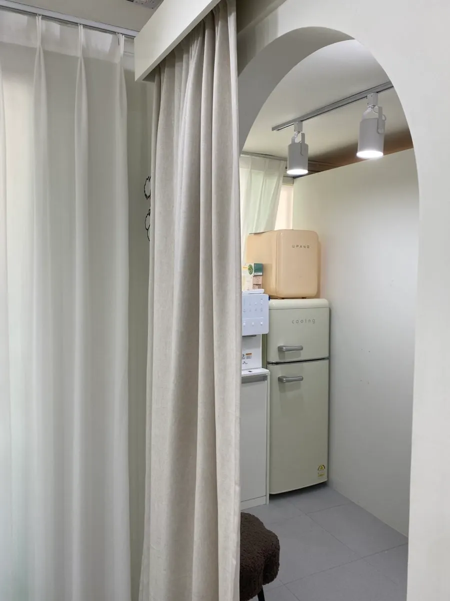 Neatly organized treatment space inside On The Boutique