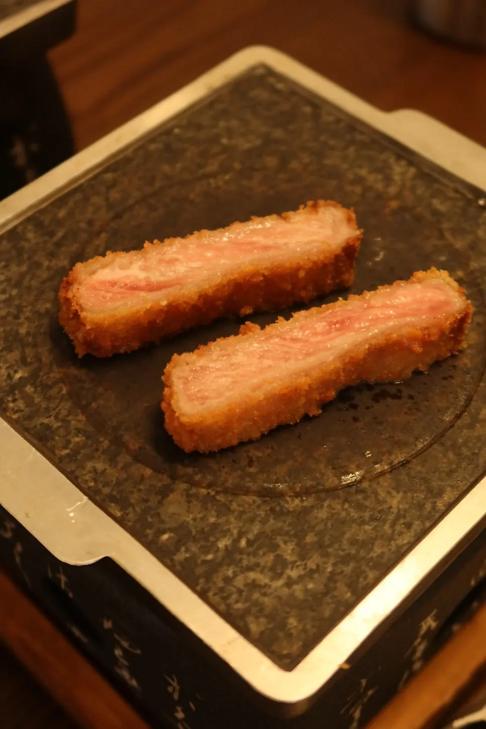 Close-up cross-section of the tenderloin gyukatsu