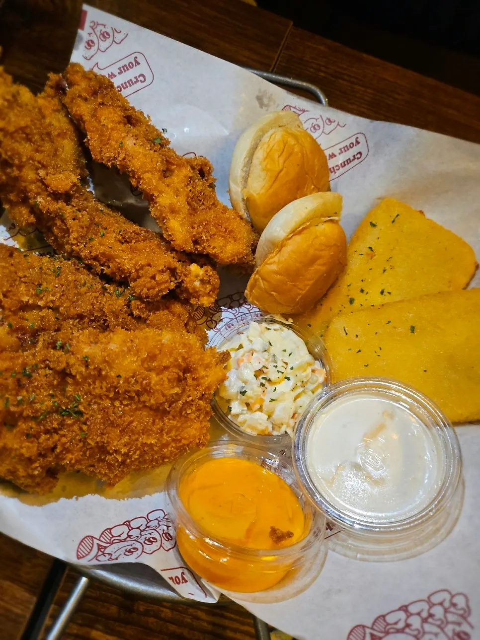 Double Crunch platter with crunch chicken and mozza cheese bar