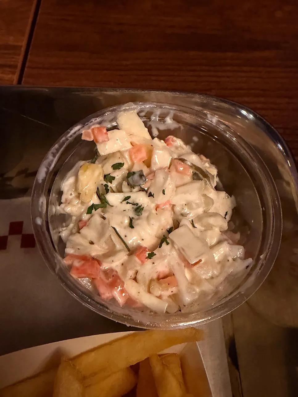 Set side swapped from fries to coleslaw