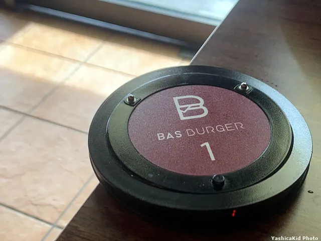 Buzzer notifying that the burger is ready