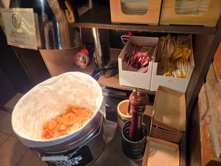 Whole-mozzarella cheese bar giveaway event information