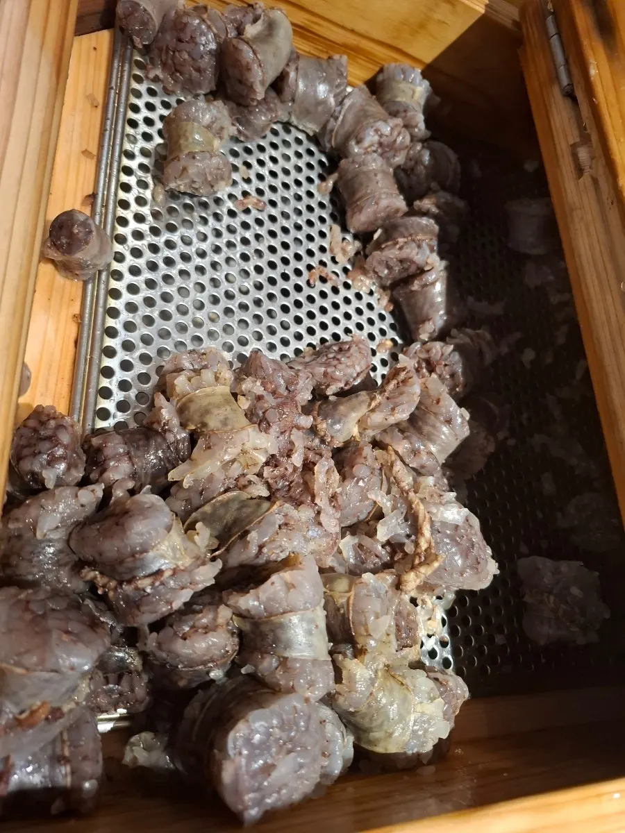 무한리필로 제공되는 편백순대찜