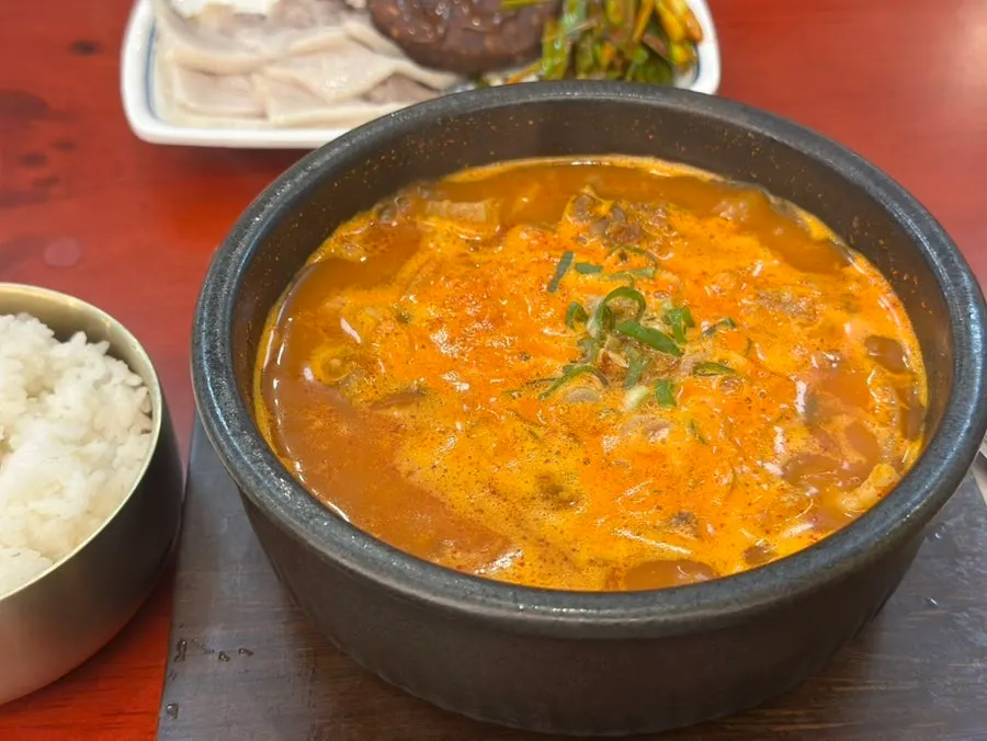 사골 육수 베이스 해장 메뉴