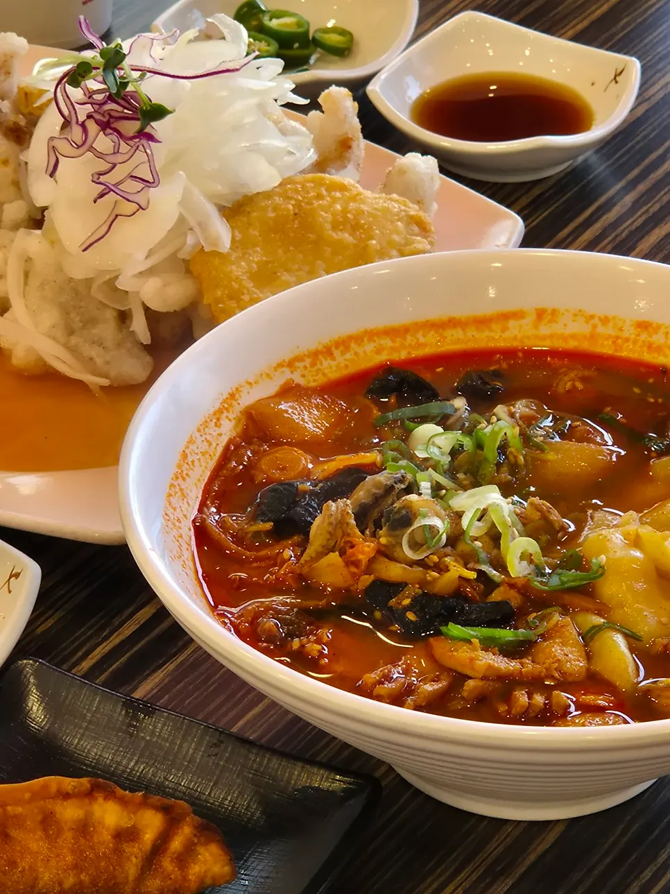 기본 매운맛으로 주문한 지존짬뽕