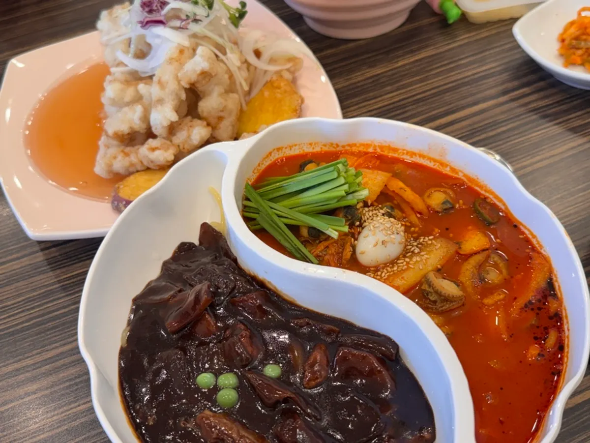 평일 점심 식사를 마친 짬뽕지존 서오릉점 테이블
