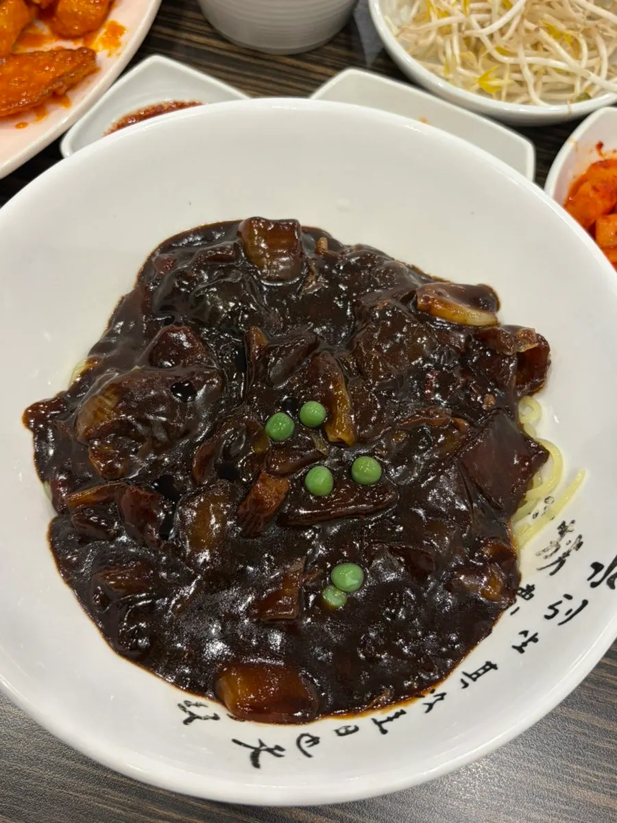 Level 4 spicy jjajangmyeon, extra large size