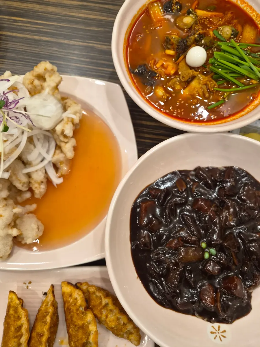 Tangsuyuk served with sweet potato fritters