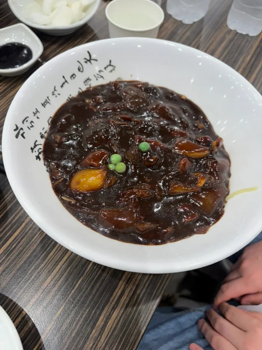 아이와 나눠 먹는 중식 메뉴