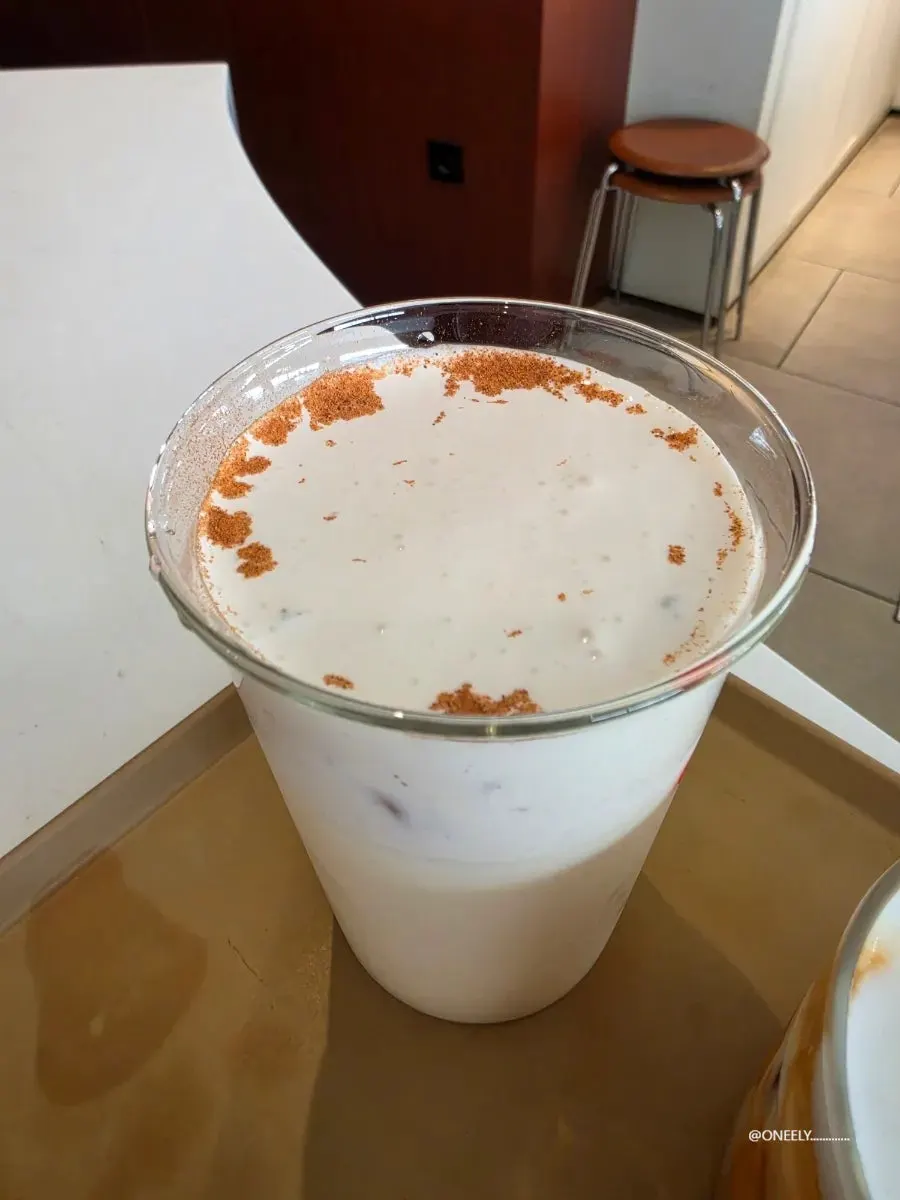 Visiting Remangdore café in Seorae Village