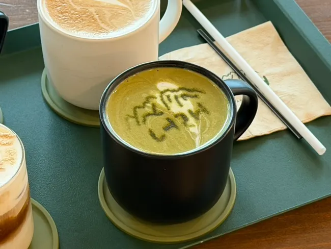 Cafe Neorae's matcha latte