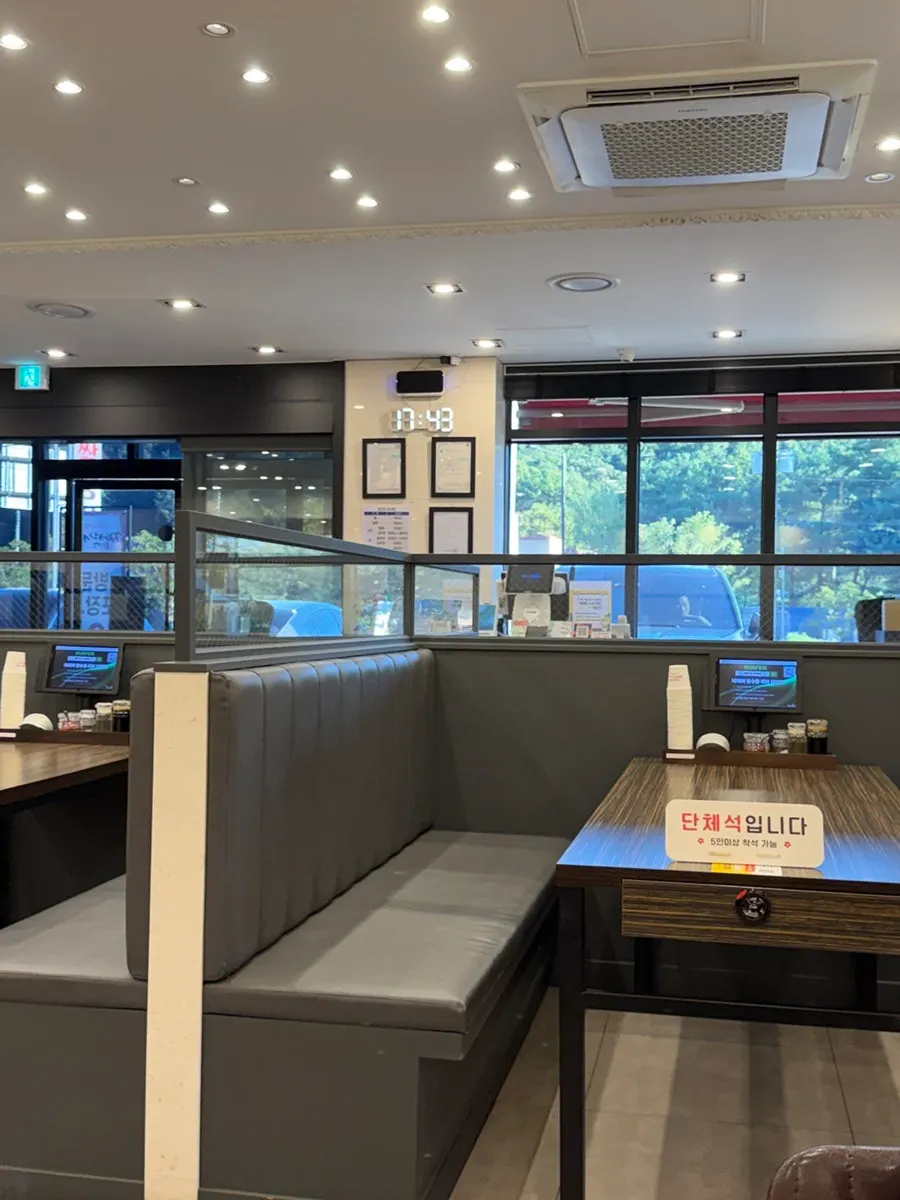 짬뽕지존 서오릉점 단체석