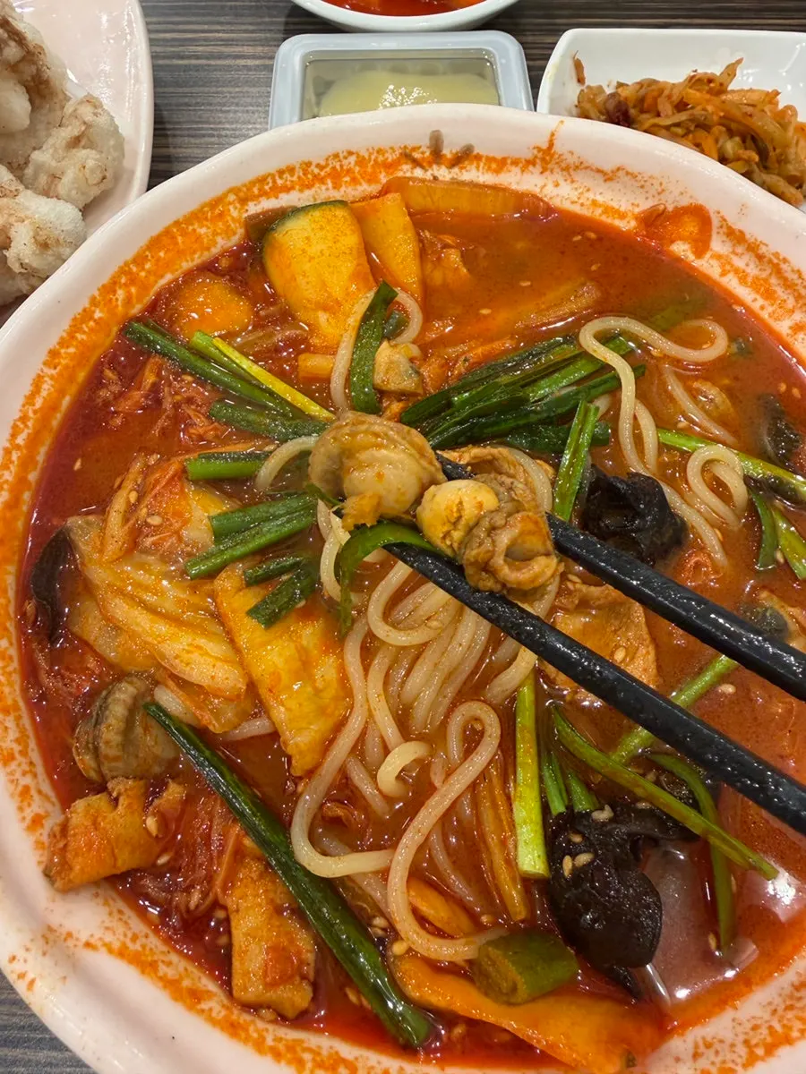 지옥짬뽕 면과 해물