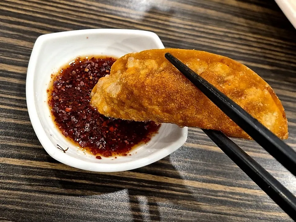Crispy jjamppong fried dumplings