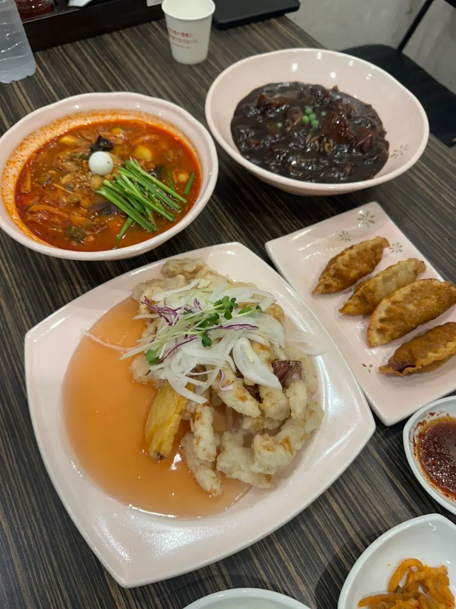 밥 무한리필 셀프바 이용 사진