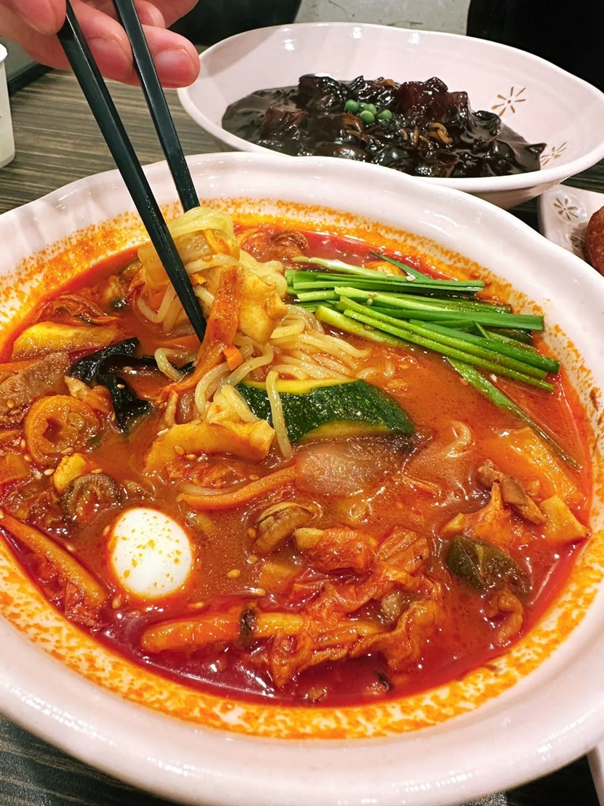 고구마를 곁들인 찹쌀탕수육