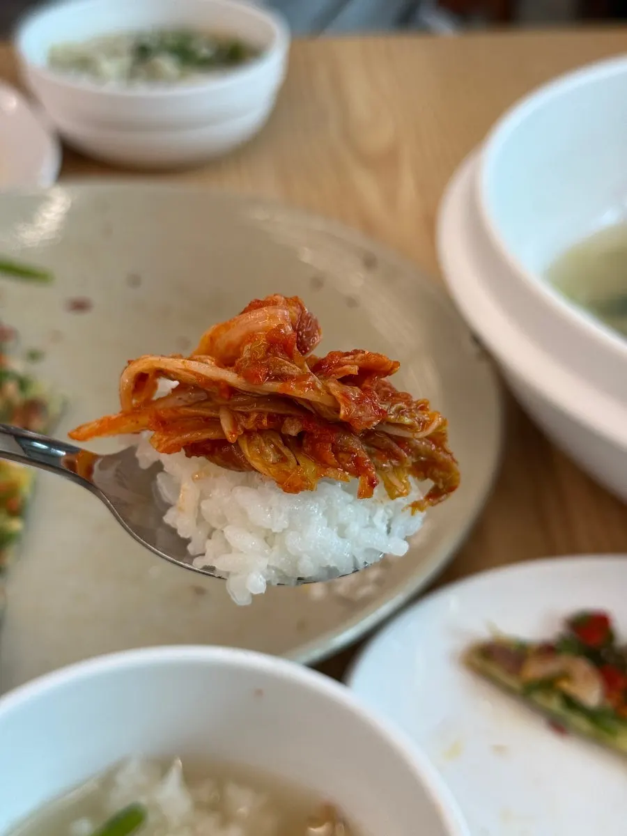 무료로 제공되는 공기밥