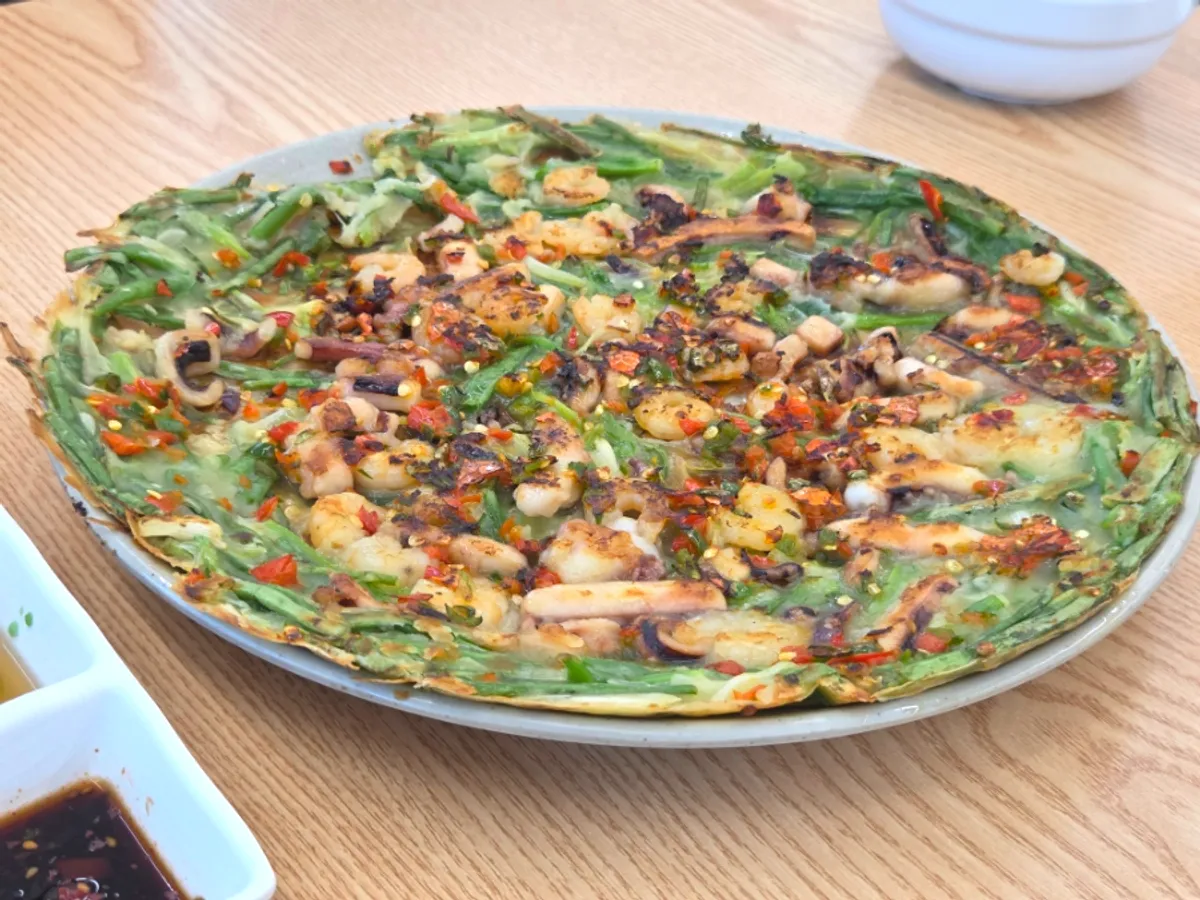 서산동죽칼국수 동죽칼국수와 해물파전 상차림