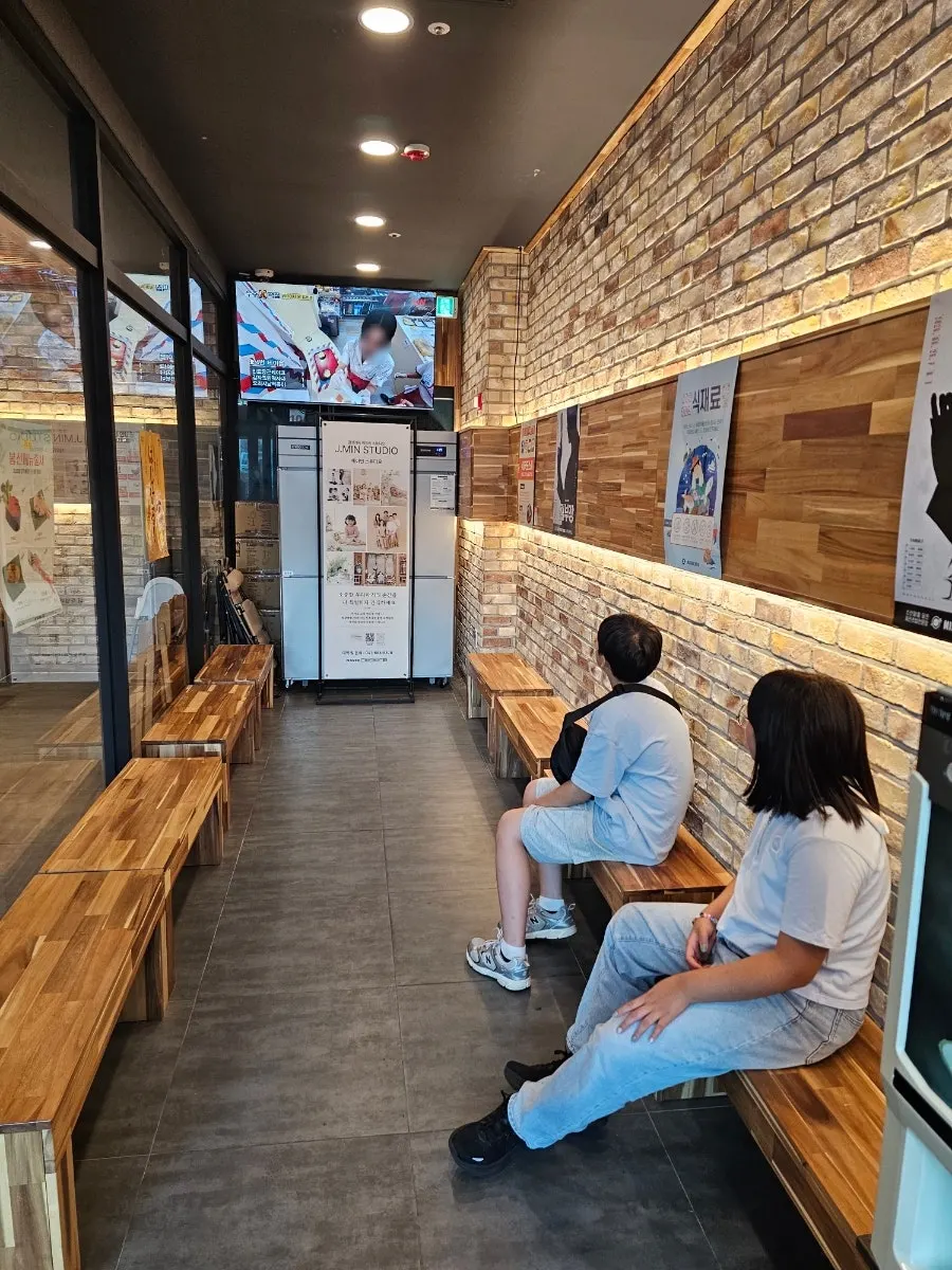 가게 앞 주차 공간