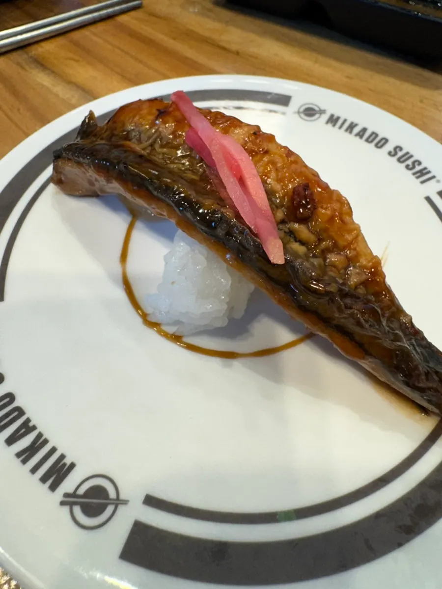 Abalone, eel, and shrimp sushi