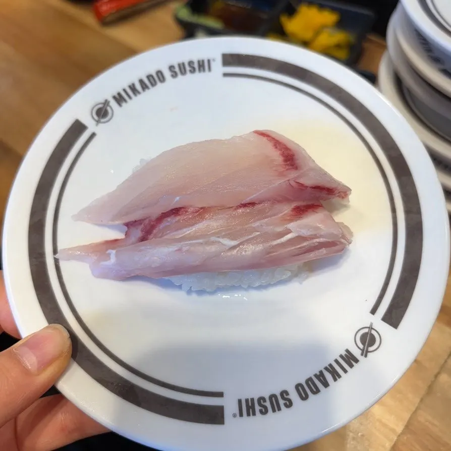 Various sushi ordered using Post-it notes